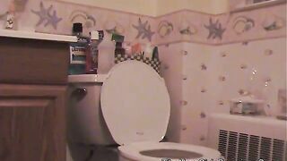 Chubby girl dropping load in the toilet