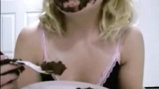 Masked blonde maid eating her own shit