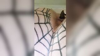 Chubby mature lady poops