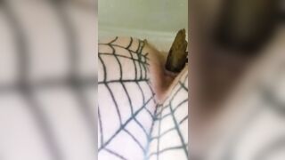 Amateur lady and hot shit closeup