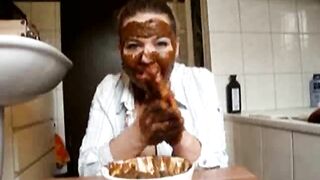 Chubby girl smearing shit on her face