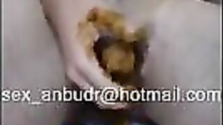 Cheeky hairy pussy babe and shit fun