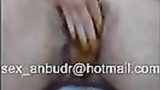 Cheeky hairy pussy babe and shit fun