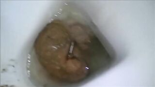 Hot butt with lovely asshole dropping thick laod