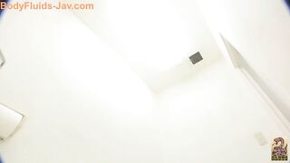 Young hot Japanese gal dropping shit