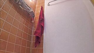 Girl in leggings shitting in standing pose