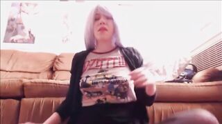 Babe shitting on her pinky panty