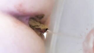 Amateur brunette gal and hard poop