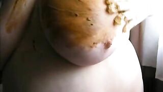 Woman squeezes out a big shit with her ass