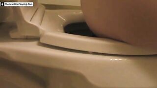 Natalie wonder poop