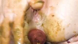 Closeup of thick and pooping asshole