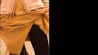 Girlfriend showing her shit