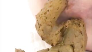 Cute teen babe pooping lovely load