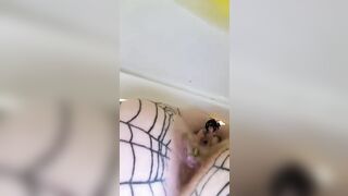 Dirty mature milf pooping