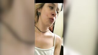 Sexiest blonde babe with thick booty pooping