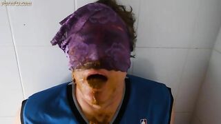 Mature masked dude eating shit