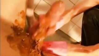 Slutty girlfriend enjoying hot scat fuck