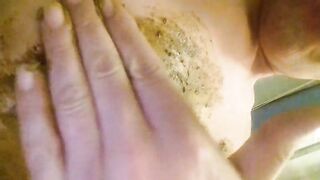 Smearing shitty shit on the body