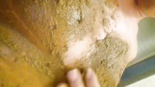 Smearing shitty shit on the body