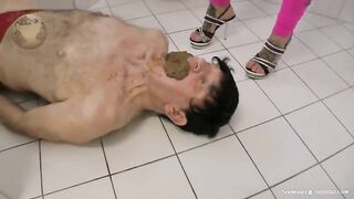 Dominant tattooed Mistress feeds slave