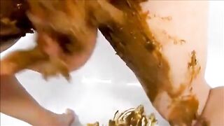 Shitting and masturbating with shitty dildo