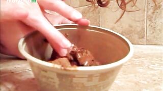 Round ass girl teasing and playing with shit