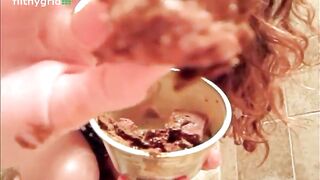 Round ass girl teasing and playing with shit